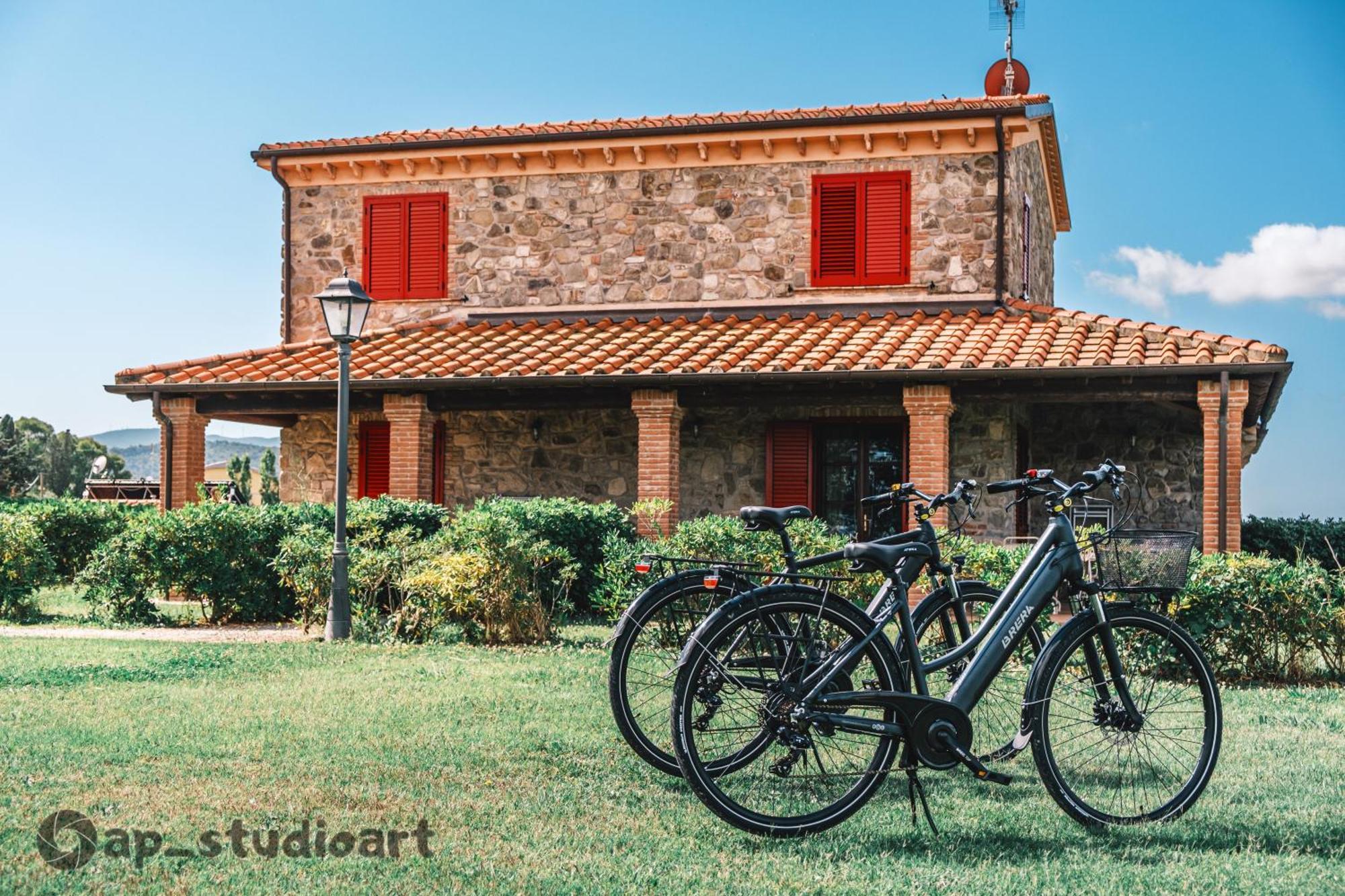 Il Poggio Della Pieve Apartments ซานตาลูเช ภายนอก รูปภาพ